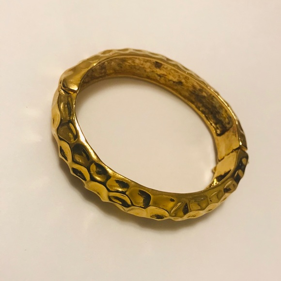 GL Thick Gold Bracelet - Picture 4 of 5